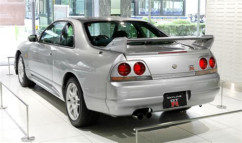 File:Nissan Skyline R33 GT-R 002.jpg - Wikimedia Commons