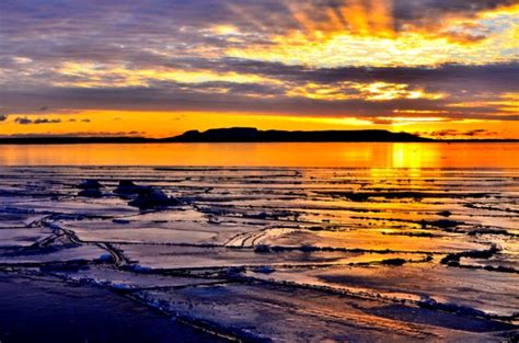 Thunder Bay Harbour and Sleeping Giant Sunrise - TBNewsWatch.com