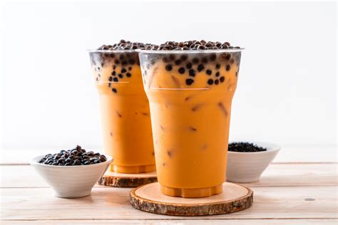 Boba-like strawberry ‘Popping Bubbles’ are coming to Dunkin’s menu