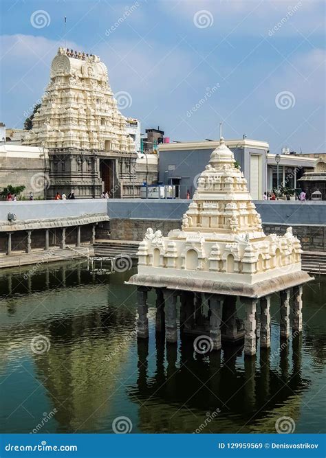 View of Kamakshi Amman Temple in Kanchipuram. Editorial Stock Image ...