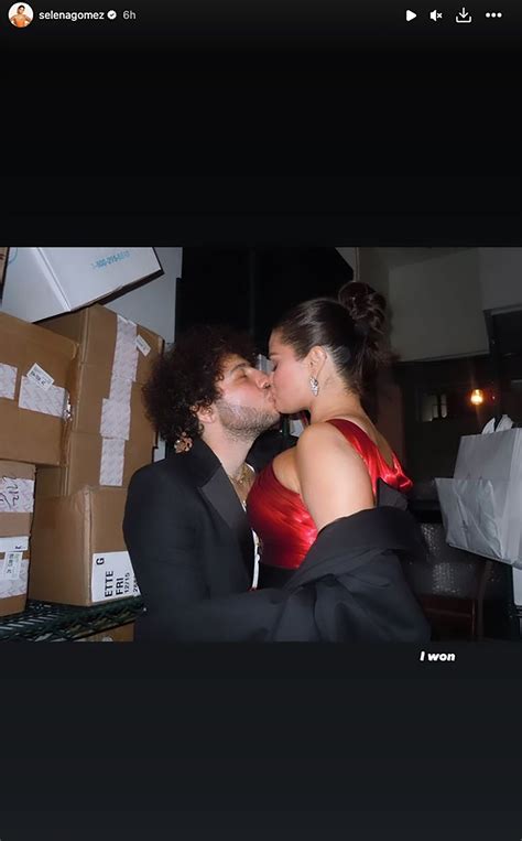 Selena Gomez kisses boyfriend Benny Blanco after Golden Globes 2024: ‘I ...