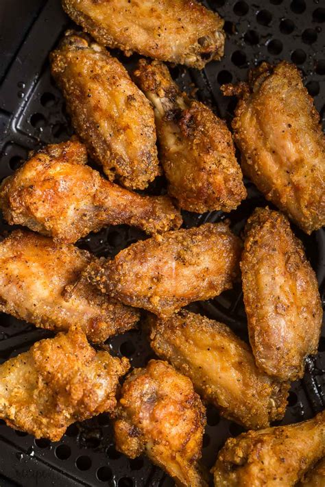 CRISPY Air Fryer Chicken Wings - The Recipe Rebel