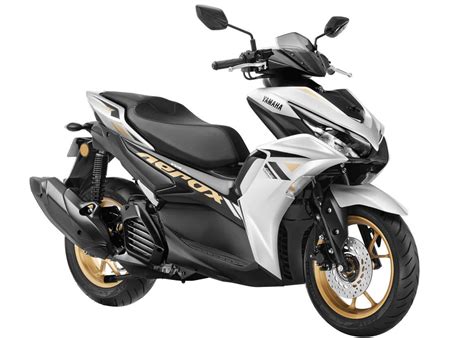 2023 Yamaha Aerox 155 with Traction Control launched in India ...