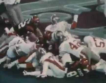 🏈On January 24, 1982 Super Bowl XVI was played at the Pontiac ...