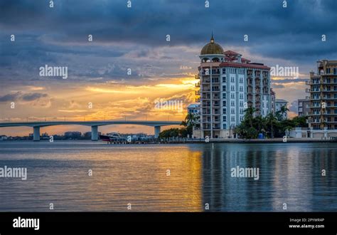 Cloudy sunset over Goldern Gate Point and the John Ringling Causeway ...