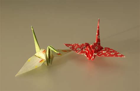 File:Origami cranes.jpg - Wikipedia