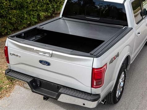 Best Retractable Tonneau Cover: Roll n Lock vs. Retrax