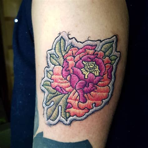 32+ Geometric Flower Tattoo Drawing - OrlaghShalom