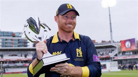 Ian Bell: Warwickshire and former England batsman announces retirement - BBC Sport