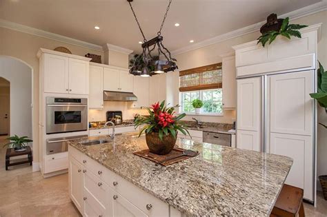 Bianco Antico Granite Countertops (Pictures, Cost, Pros and Cons)