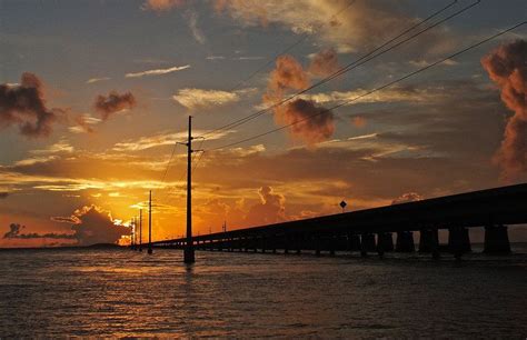 7 Mile Bridge Sunset 03 | Sunset, Key west wedding photography, Key ...