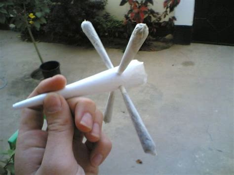 10 Cool Ways To Roll Joints | 10 Creative Ways To Roll Joints