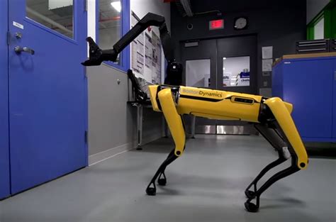 Watch Boston Dynamics' robot open the door to military capabilities ...