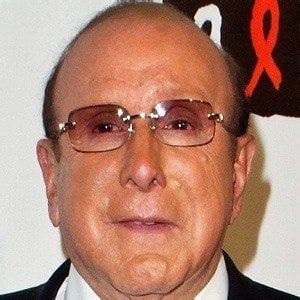 Clive Davis - Bio, Family, Trivia | Famous Birthdays