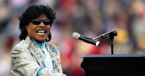 Little Richard, piano-pounding music icon, dies at 87