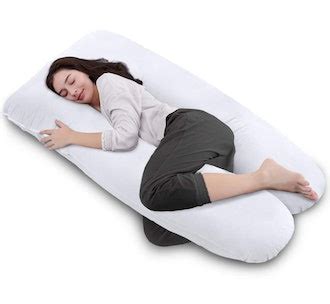 The 4 Best Body Pillows For Side Sleepers