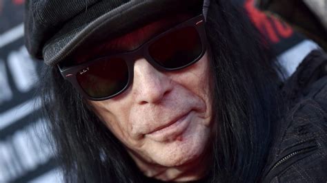 Mick Mars Speaks Out on Motley Crue Lawsuits: 'I Can't Believe They're ...