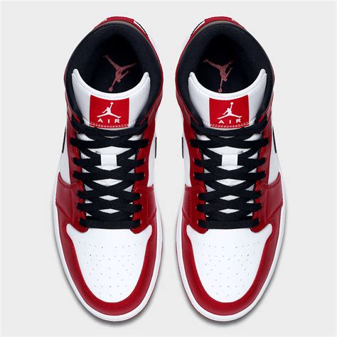 Air Jordan 1 Mid Chicago 554724-173 Release Date | SneakerNews.com