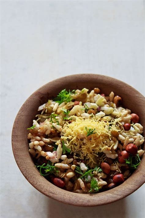 bhel puri recipe, how to make bhel puri recipe | snacks recipes