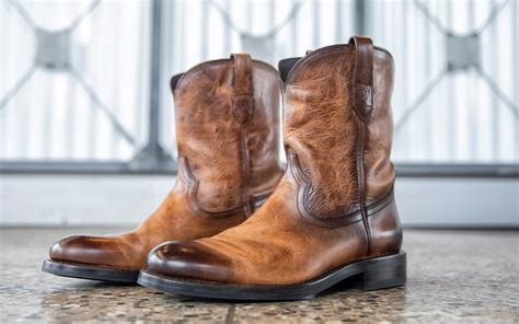 20 Best Men’s Western Boots to Buy in 2021 | SPY