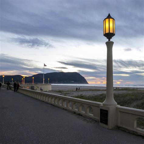 Seaside Promenade - Oregon Coast Visitors Association