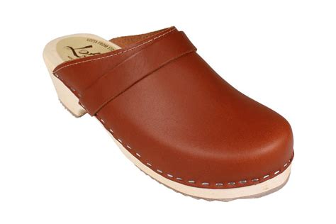 Classic Mens Tan Clogs