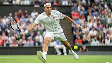 Roger Federer Survives Centre Court Scare At Wimbledon | ATP Tour | Tennis