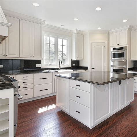 White Shaker Kitchen Cabinets Sale / Modern White Shaker Kitchens - Modern - Kitchen ...