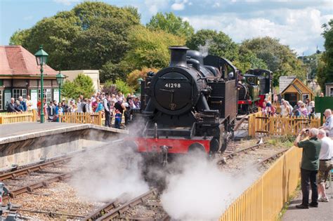 The-Stations – Isle of Wight Steam Railway