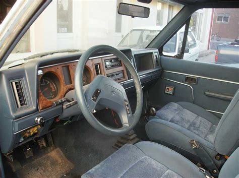 1986 Ford bronco ii interior