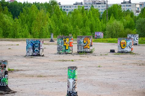 01.06.2022 St. Petersburg. Graffiti on abandoned concrete parts 9334688 Stock Photo at Vecteezy