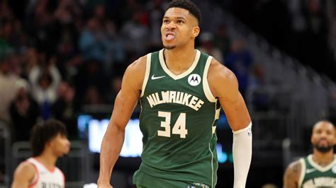 Giannis Antetokounmpo, Bucks stun Trail Blazers with biggest comeback ...