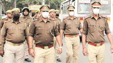 Delhi Police arrest 42 persons for impersonating law enforcement agencies duping foreigners ...