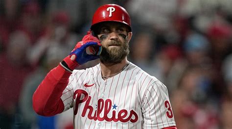 Bryce Harper Injury Casts Shadow Over Phillies’ 2023 Plans - TrendRadars