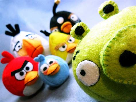 Handmade Angry Birds Plush Toy | Gadgetsin