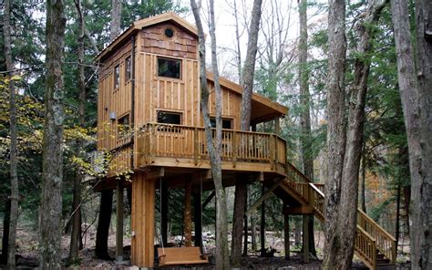 Furnished, luxurious Treehouses | Ella's Enchanted Treehouses