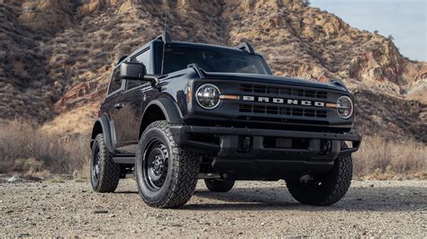 Ford releases the first all-new 2020 Bronco teaser ? It's gonna have ...