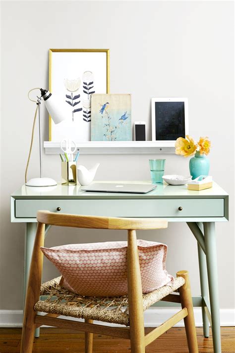 10 Desk Organization Ideas That'll Make Doing Work Less of a Chore - Cubicles Plus Office