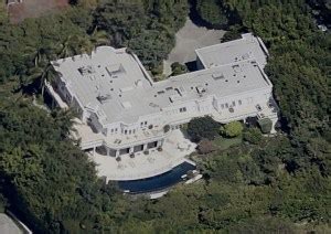 Media Mogul Byron Allen Buys Big Bev Hills Mansion - Variety