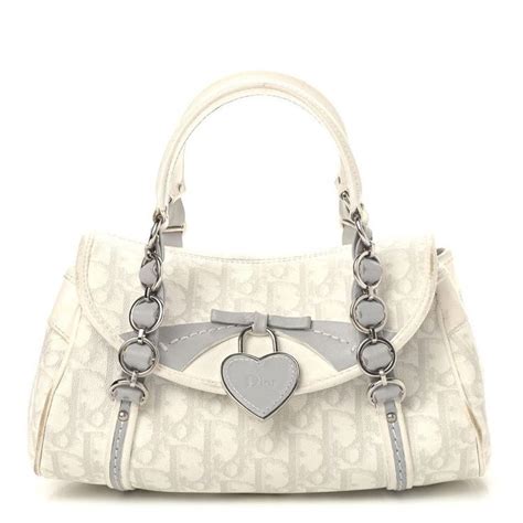 v on Twitter in 2023 | Bags, Vintage dior bag, Pretty bags