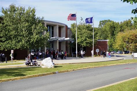 Albemarle High School Teachers Lament Chaotic Year – Albemarle County ...