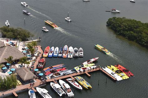 FLORIDA POWERBOAT CLUB : GREAT TIME ON TAMPA BAY! | Powerboat Nation