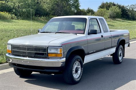 31k-Mile 1992 Dodge Dakota LE 4X4 for sale on BaT Auctions - sold for $17,500 on September 13 ...