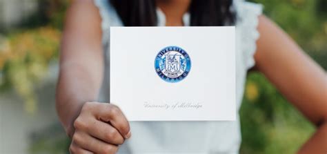 College Graduation Announcements That Stand Out | Jostens