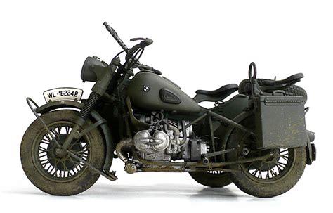 The Great Canadian Model Builders Web Page!: BMW R75 With Sidecar