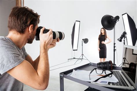 Top 10 Best Product Photographer in USA - Fixipixi