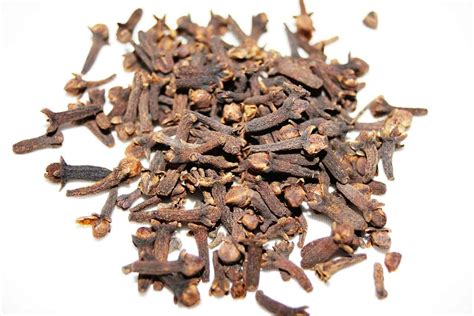 How to plant, care, grow and harvest cloves - the basics