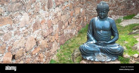 Meditating Buddha Statue Stock Photo - Alamy