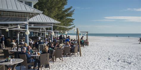 16 Best Small Towns in Florida - Quaint Small Florida Beach Towns to ...