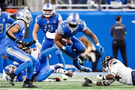 Detroit Lions game balls: David Montgomery delivers on final drive to ...